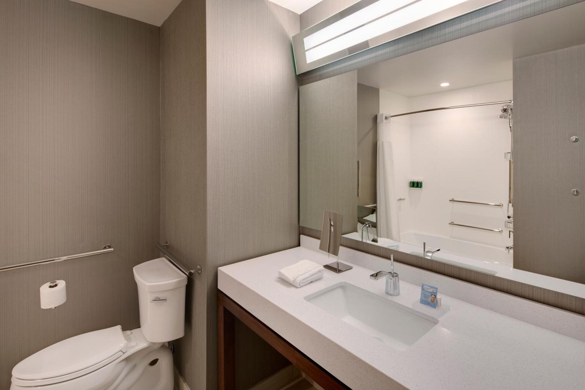 Courtyard By Marriott Atlanta Vinings/galleria