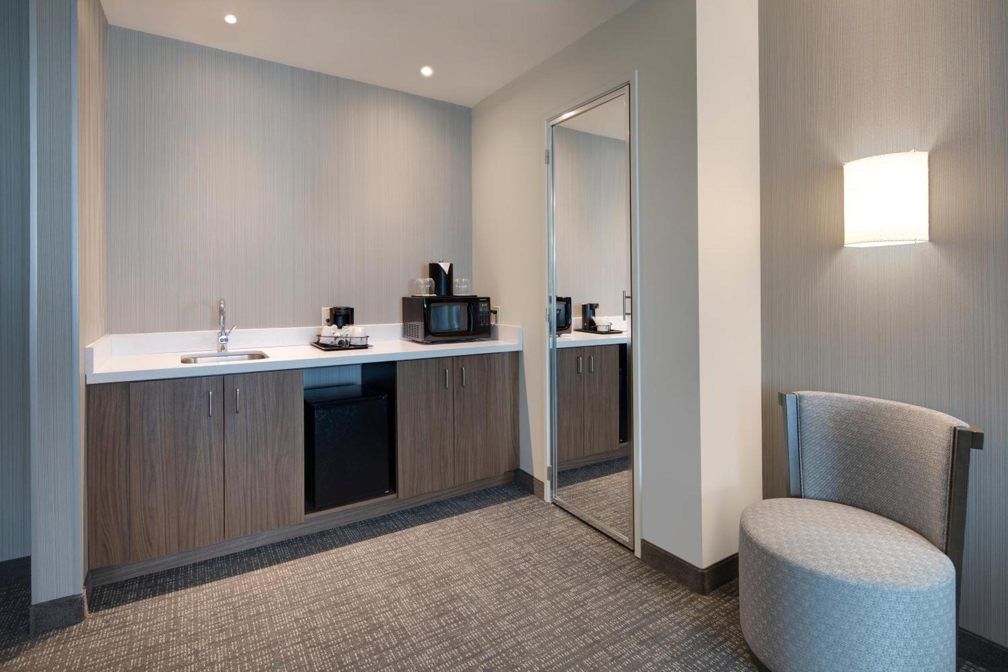Hotel Courtyard By Marriott Atlanta Vinings/galleria Smyrna