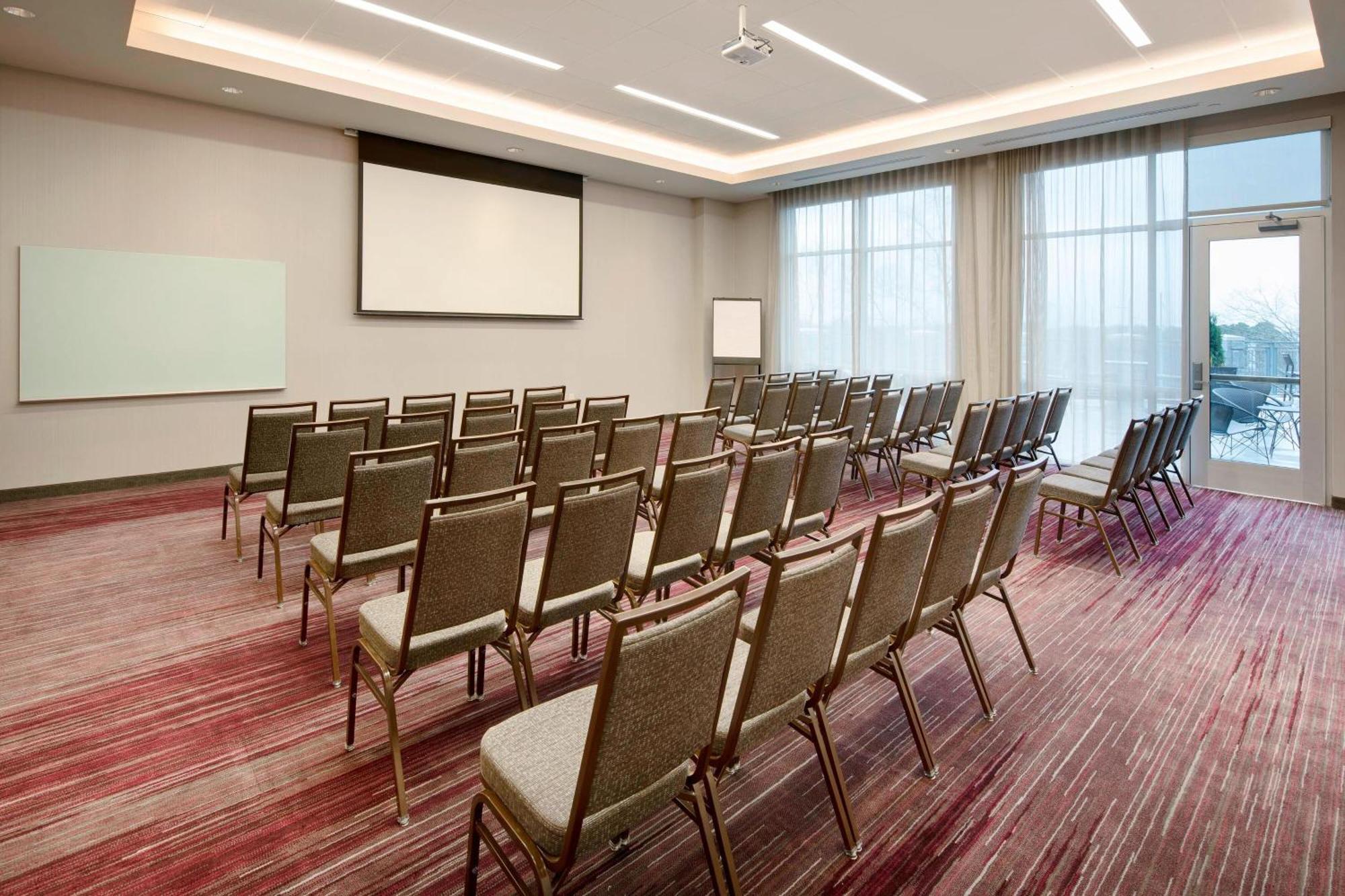 Hotel Courtyard By Marriott Atlanta Vinings/galleria
