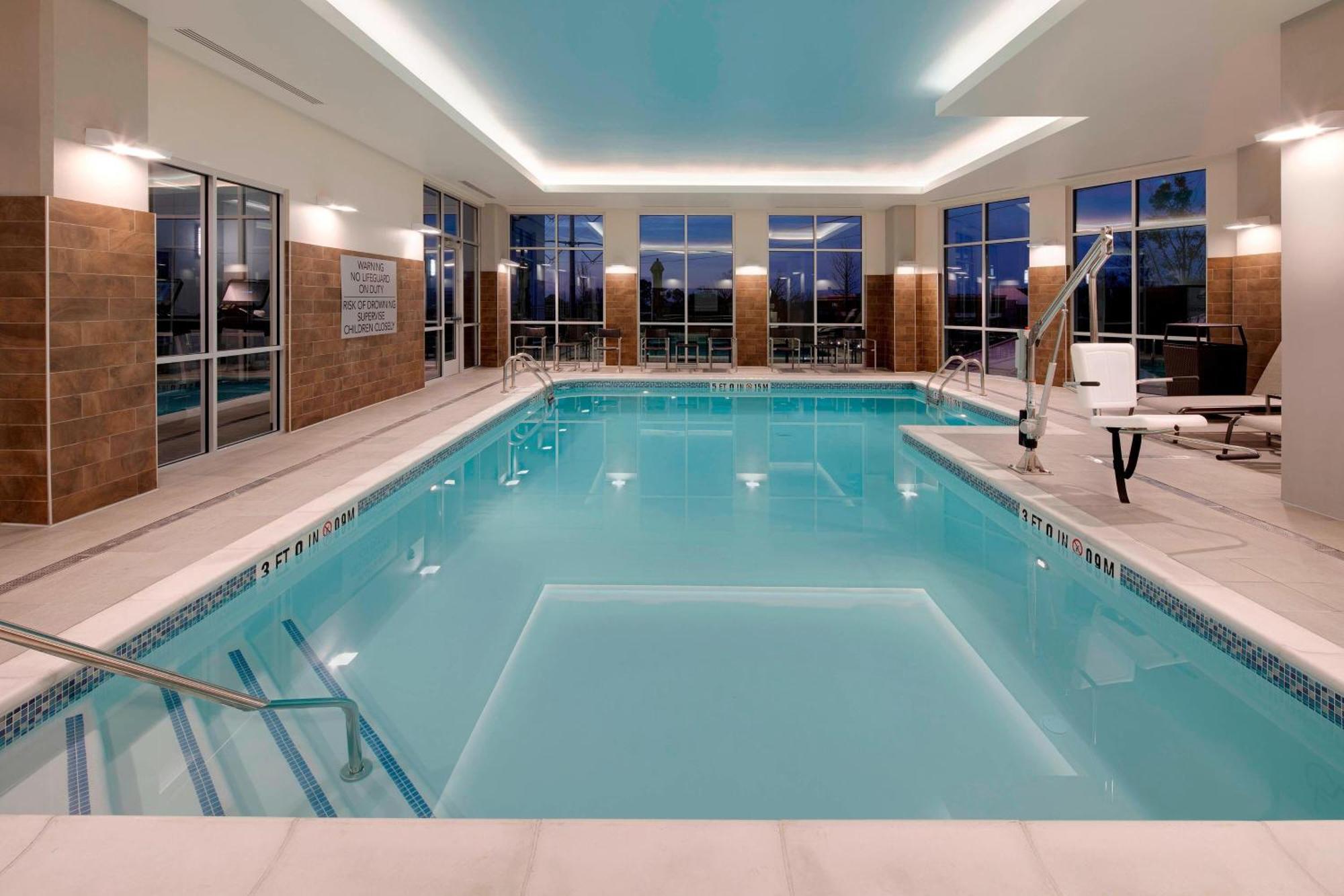 Courtyard By Marriott Atlanta Vinings/galleria Hotel Smyrna