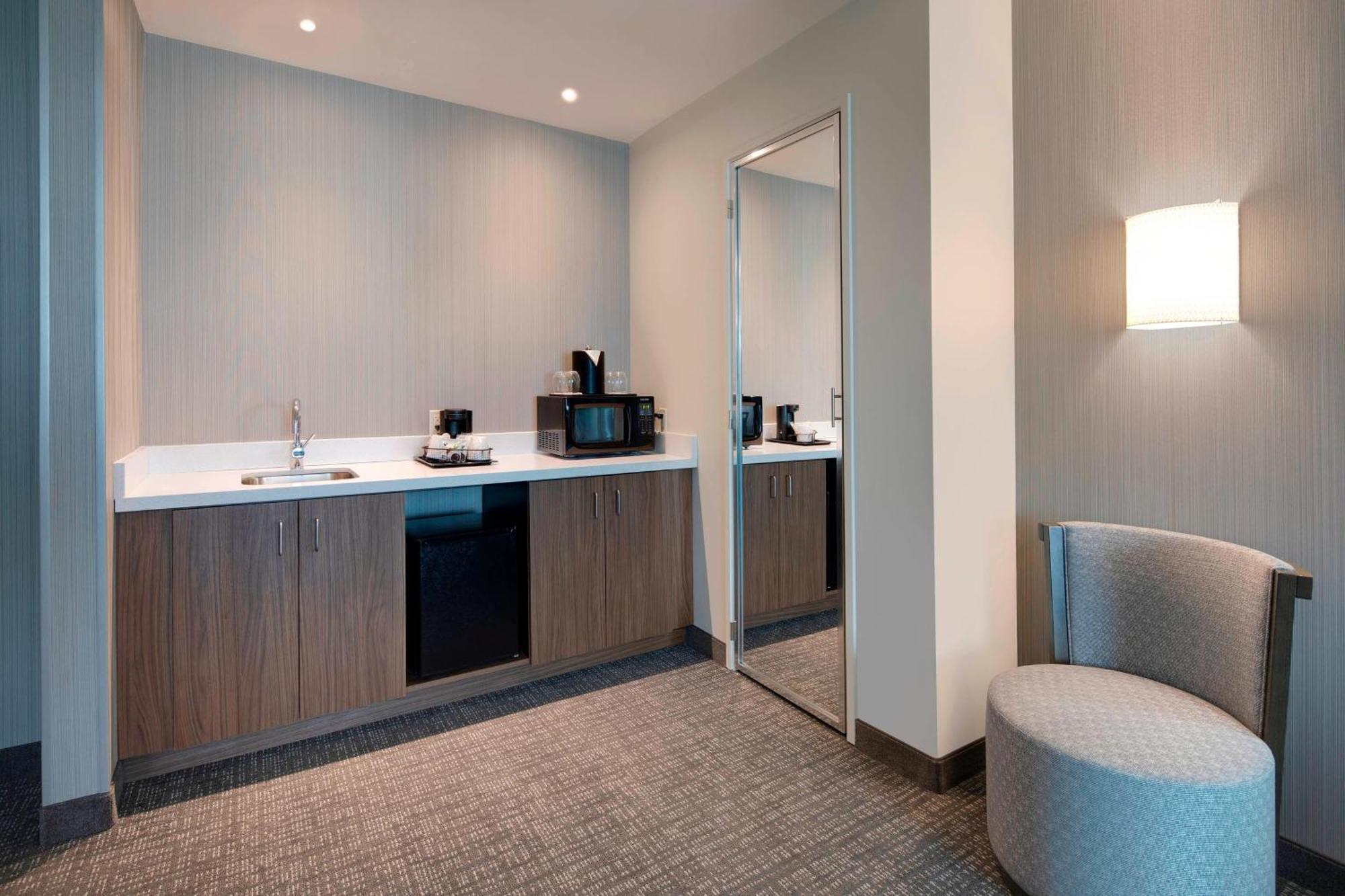 Courtyard By Marriott Atlanta Vinings/galleria Smyrna
